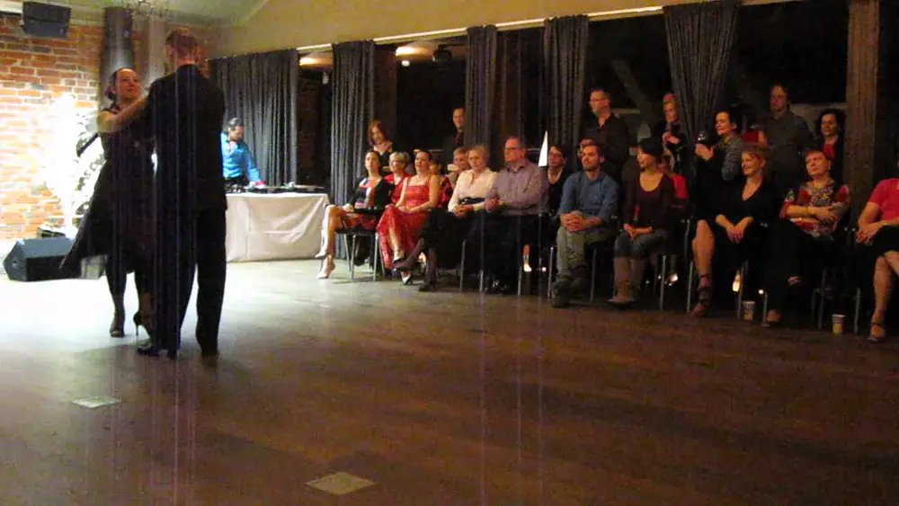 Video thumbnail for Lucas Panero y Cintia Tinelli at Oulu Tango Festival 2014 7