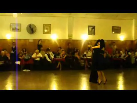 Video thumbnail for ADRIAN Y AMANDA COSTA EN LA BALDOSA 02/02