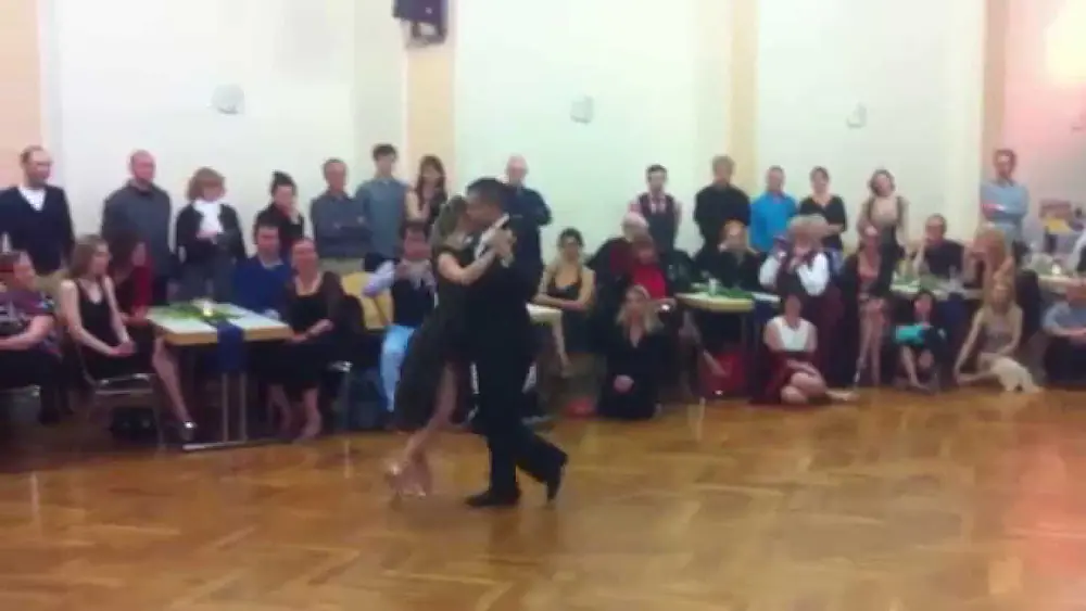 Video thumbnail for Sebastián Arce y Mariana Montes Showdance 1