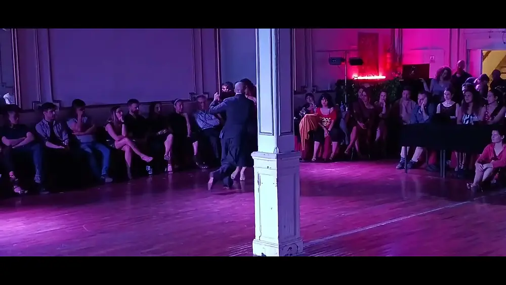 Video thumbnail for Valentina Massari y Leonardo Pankow in La Discepolo Milonga , Dancing Pugliese