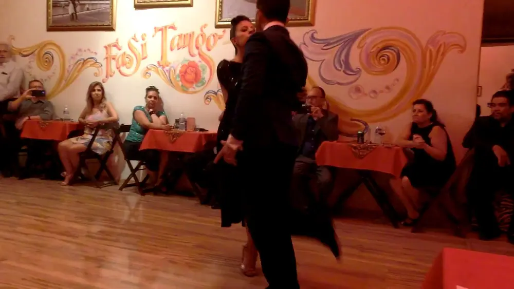 Video thumbnail for Solange Acosta y Max Van De Voorde 3/4 - 2019 - Fasitango