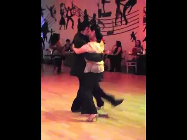 Video thumbnail for Linda & Andres Bravo at Milonga Nocturna.