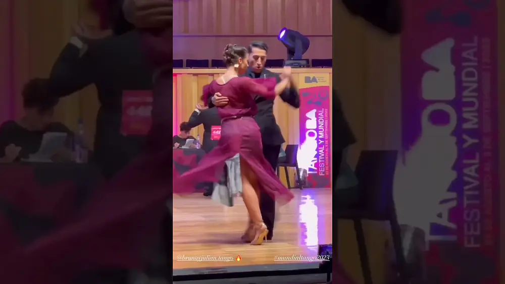 Video thumbnail for Julian Sanchez & Bruna Estellita during the Semifinal of the Mundial de Tango 2023 🔥😍 #tango