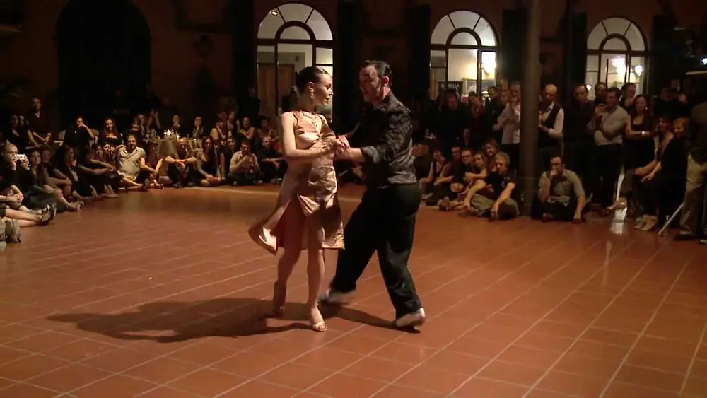 Video thumbnail for 7° GRANDE ENCUENTRO DE TANGO - Joe Corbata y Lucila Cionci #3