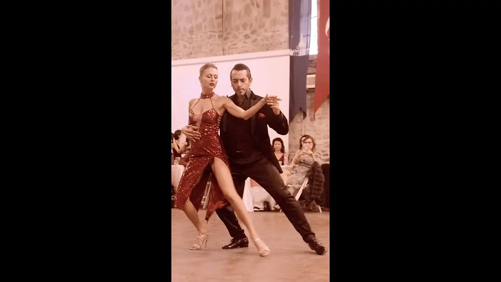Video thumbnail for Anna Rubinchik and Selahattin Temurcin – Un infierno #izmirtangotale #030tango #tango
