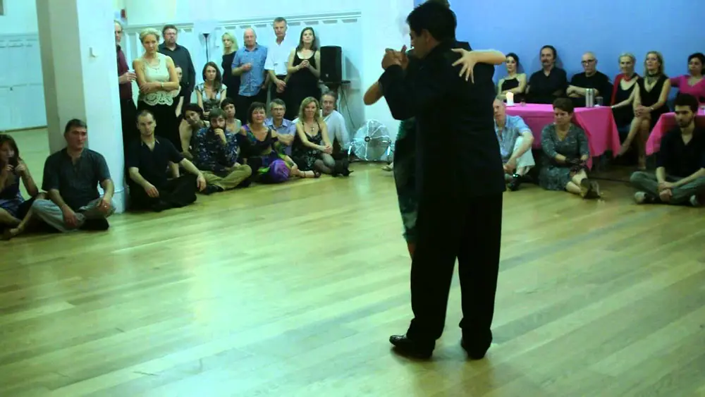 Video thumbnail for Carlitos y Noelia. Y Mientes Todavia - Osvaldo Pugliese