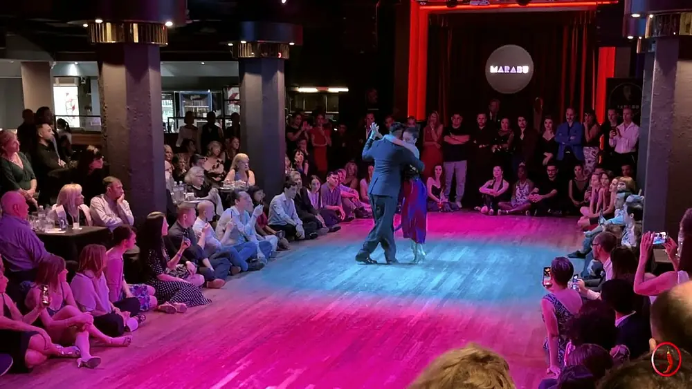 Video thumbnail for ARGENTINA TANGO SALON 2024 Bailan JONATHAN SAAVEDRA Y CLARISA ARAGON
