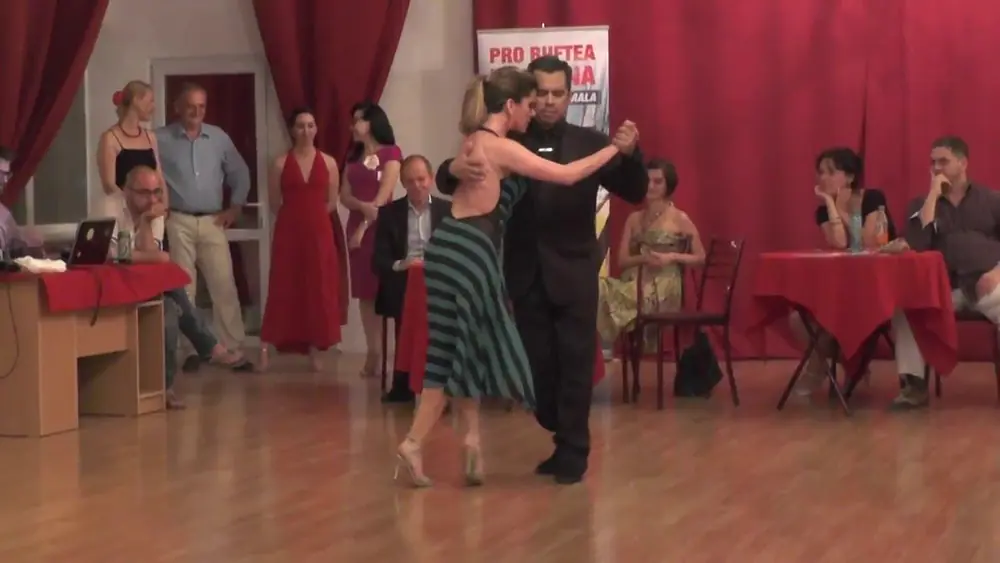 Video thumbnail for Carolina Bonaventura y Martin Ojeda - TANGO Bucharest Days - Show 2015 4/4