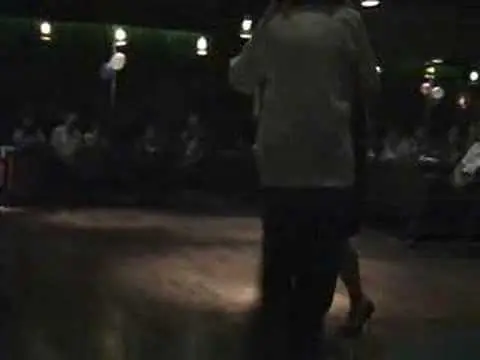 Video thumbnail for Tango Milonguero - Ruben Harymbat y Susana Miller