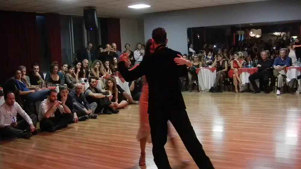 Video thumbnail for Esibizione di Luca Morale​ e Francesca Santangelo​ al Winter Tango Napoli​ - La Milonga Porteña