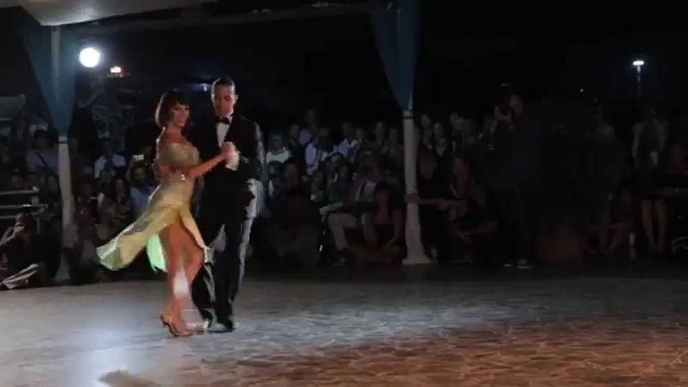 Video thumbnail for Gustavo Rosas e Gisela Natoli - CTF2015 - Tango Context Show (1/2)