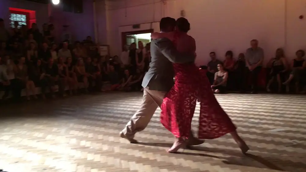 Video thumbnail for Virginia Pandolfi and Jonatan Aguero encore performance at Negracha 10th June 2016