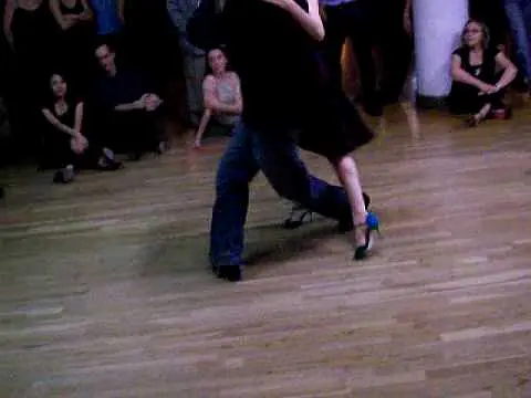 Video thumbnail for Rebecca Shulman & Evan Griffiths Tango -Carlos Di Sarli con Roberto Rufino - Esta Noche De Luna