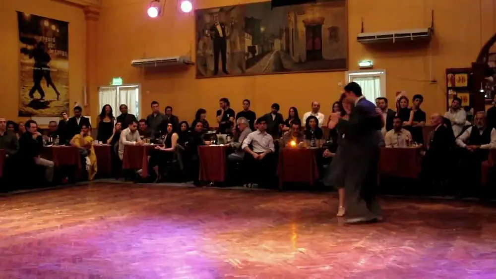 Video thumbnail for Facundo de la Cruz y Paola Sanz 3/4 - Milonga de los Fortines (T. Victor) Salon Canning