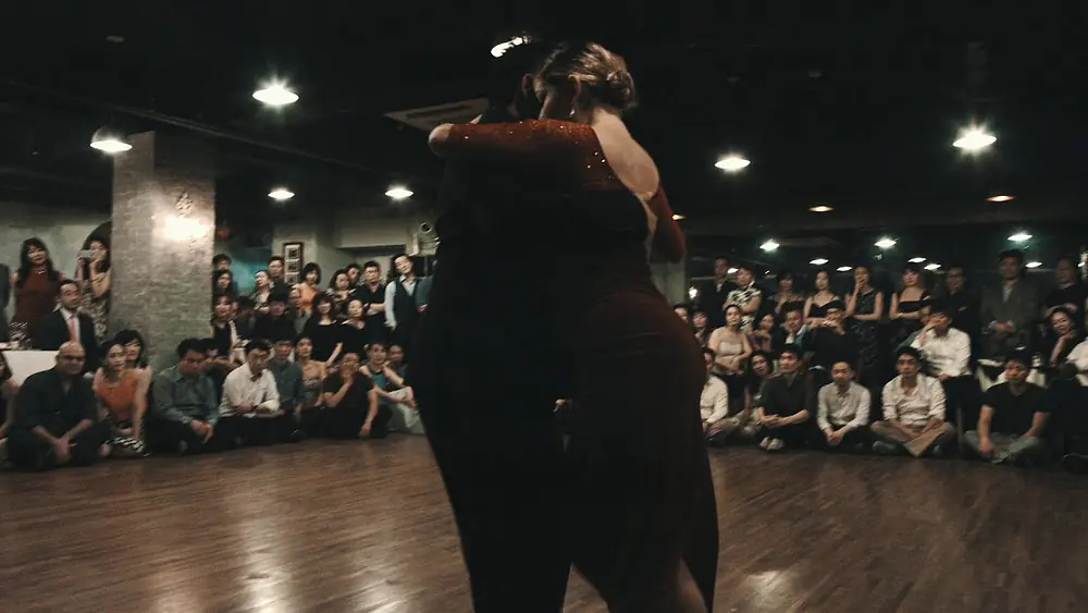 Video thumbnail for 2018 TangoEnsueño Carlitos&Noelia Grand Milonga #3