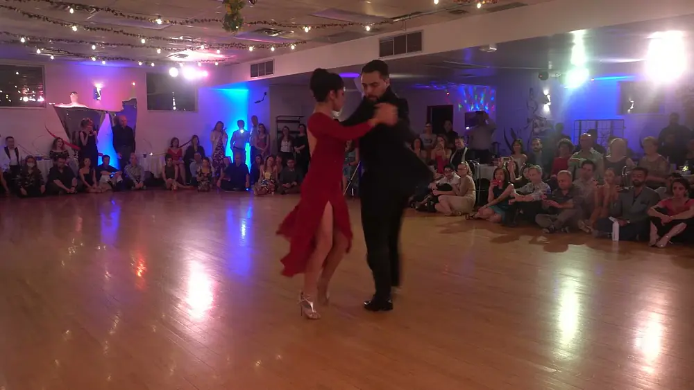 Video thumbnail for Jonathan Saavedra & Clarisa Aragon (4) - Toronto Tango Festival 2023