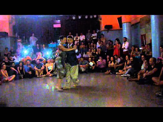 Video thumbnail for Mi Vieja Linda - Viginia Pandolfi y Jonatan Aguero 2016