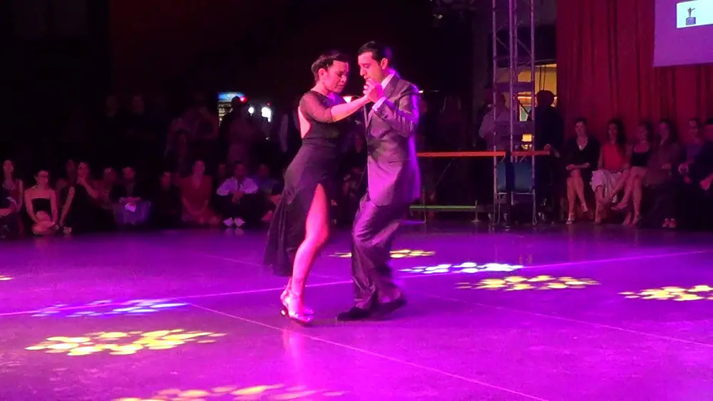 Video thumbnail for Facundo de la Cruz & Paola Sanz, 4/4, 7 Nov 2014, Juan D`Arienzo - El olivo