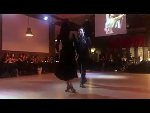 Video thumbnail for Natascia Crescenzi e Mario Sette - Bahia Blanca