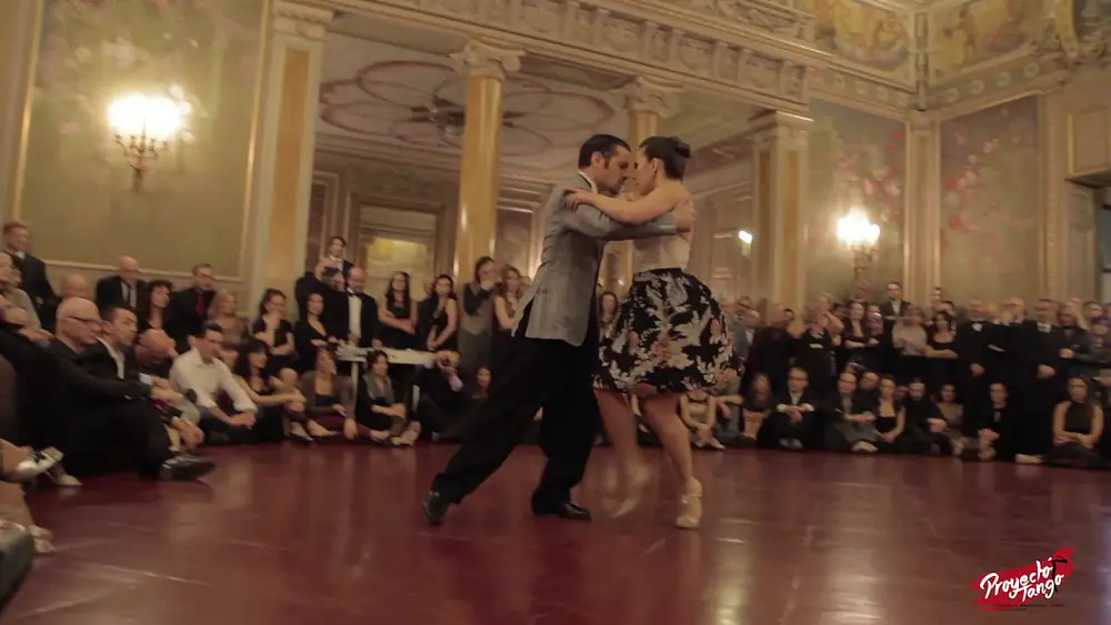 Video thumbnail for Yanina Quiñones & Neri Piliu - Catania Tango delle Feste 2016 (2/3)