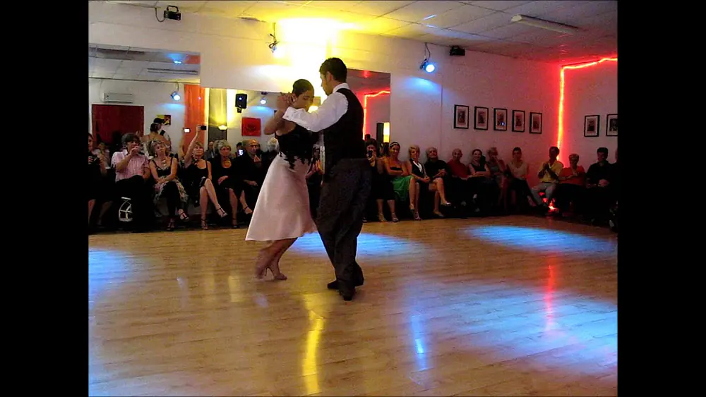 Video thumbnail for Maria Ines Bogado y Sebastian Jimenez - Aix en Provence Tango Festival - Tango 02