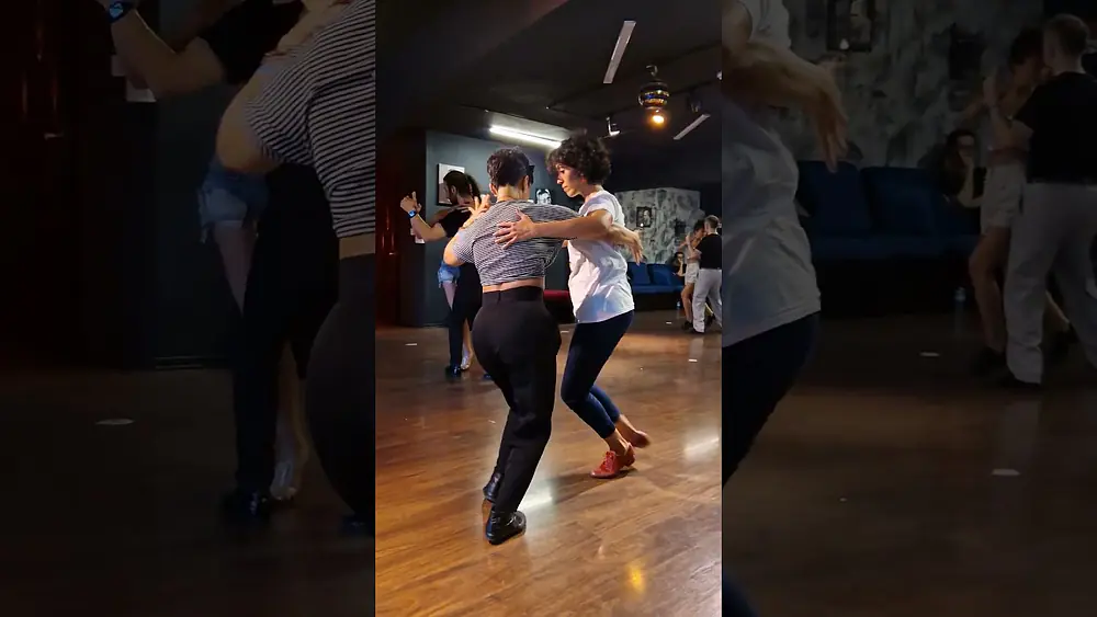 Video thumbnail for Tango Dance in a Ronda by Ezgi Turmus & Cecilia Acosta. Day Milonga, Los Amigos Tango Marathon 2023