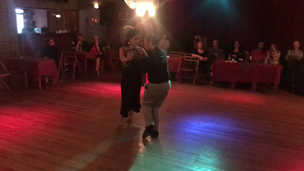 Video thumbnail for Laura Rivas y Mario De Camillis - 2 - "Mi Romance" Vals