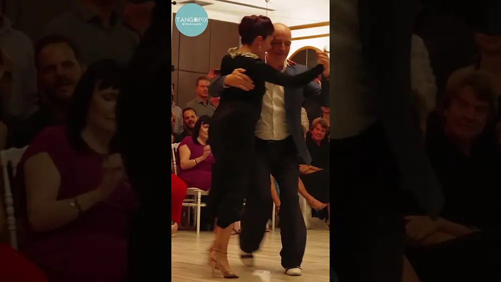 Video thumbnail for Vanesa Villalba & Horacio Pebete Godoy dance Francisco Canaro - De mis tiempos II