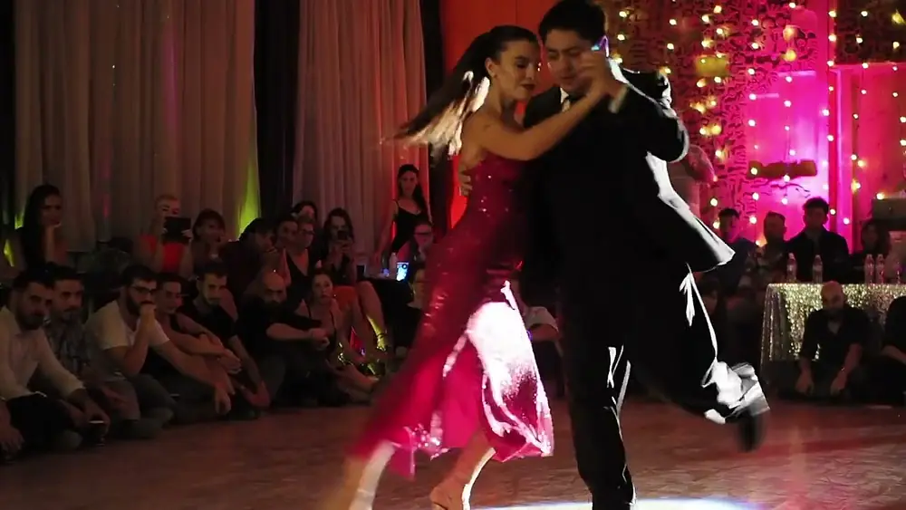 Video thumbnail for Carlitos Espinoza & Agustina Piaggio 2/5