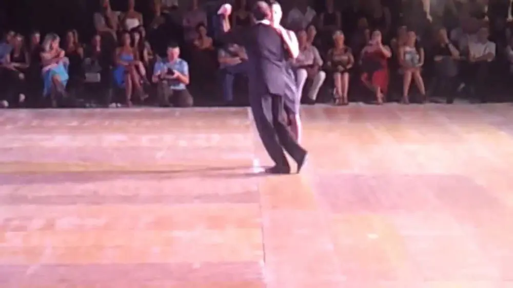 Video thumbnail for Luis Castro y Claudia Mendoza Catania Tango Festival 2013 part 2-3