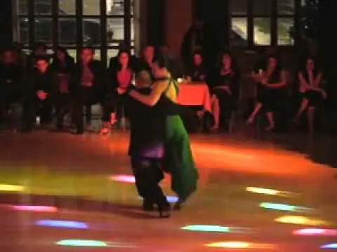 Video thumbnail for Mariano Otero e Alejandra Heredia a Catania il 10-12-2010 (01).mp4