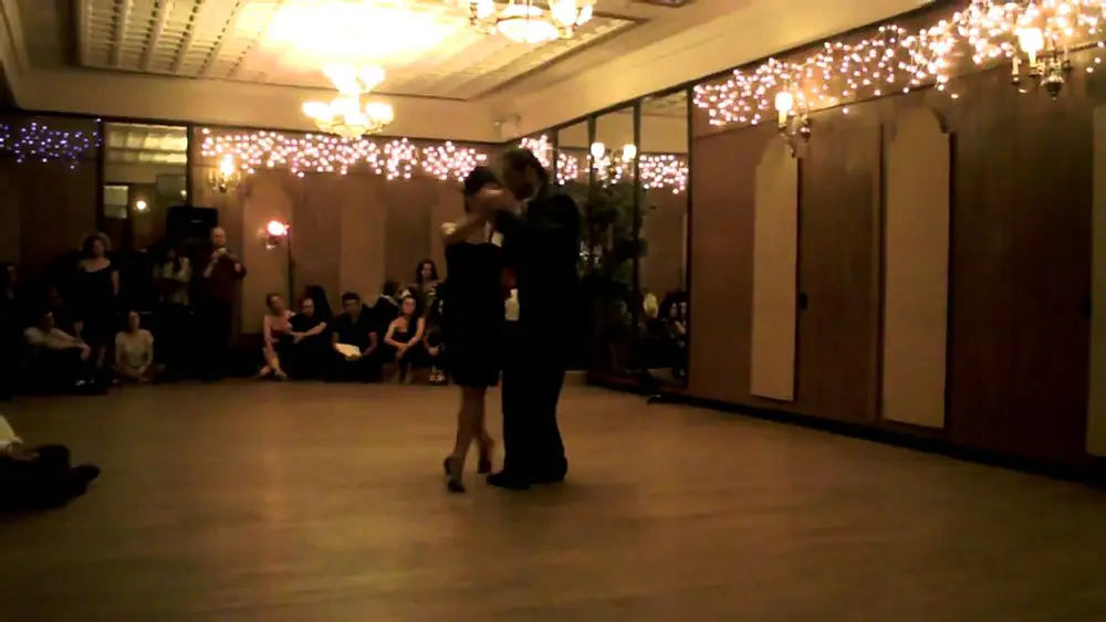 Video thumbnail for Omar Quiroga & Veronica Palacios: Argentine Tango1 of 3