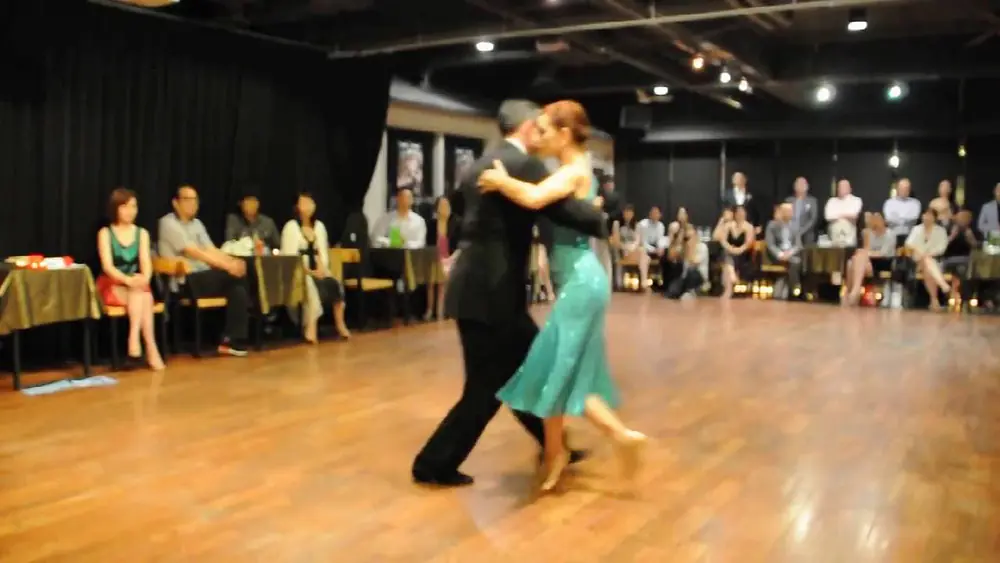 Video thumbnail for Claudia Codega y Esteban Moreno (Cam 2, 1/5)