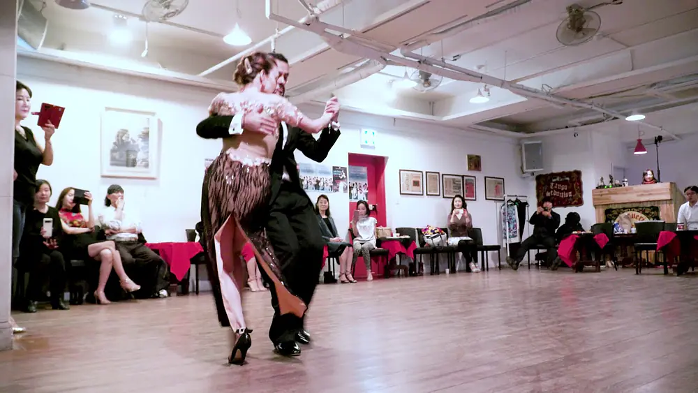 Video thumbnail for [ Tango ] 2019.12.08 - Sebastian Acosta & Laura D'Anna- Show No.4