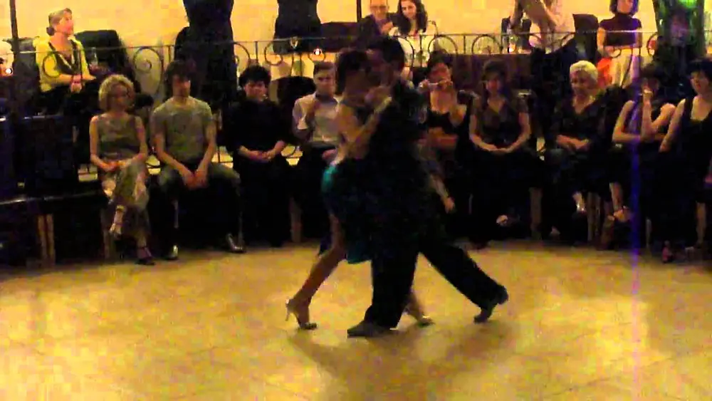 Video thumbnail for Juan Martin Carrara and Stefania Colina Chanson Milonga part 1