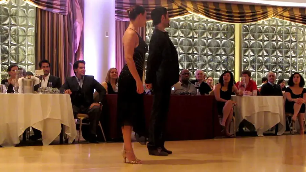 Video thumbnail for Silvina Valz and Ezequiel Farfaro perform 1/4 @ TPQN Festival