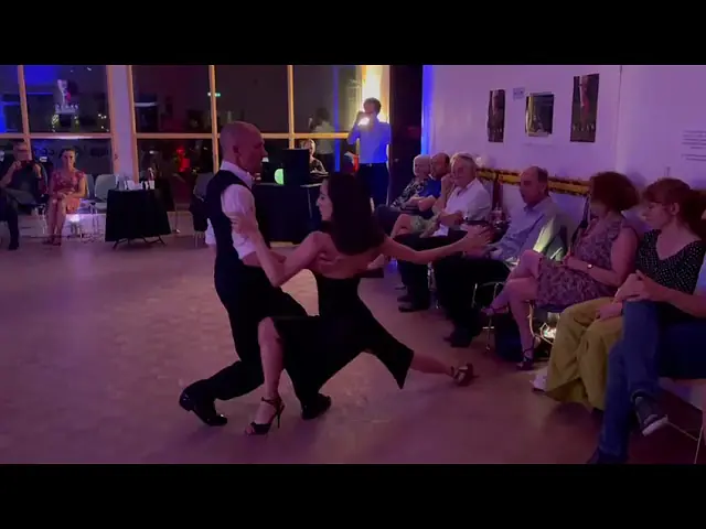 Video thumbnail for Cécile Rouanne & Rémi Esterle - Tango A Vivre Limoges - Juin 2023
