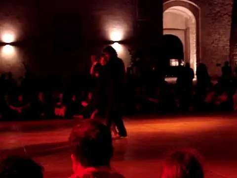 Video thumbnail for Julio Balmaceda y Milena Plebs at Siracusa tango festival 2009