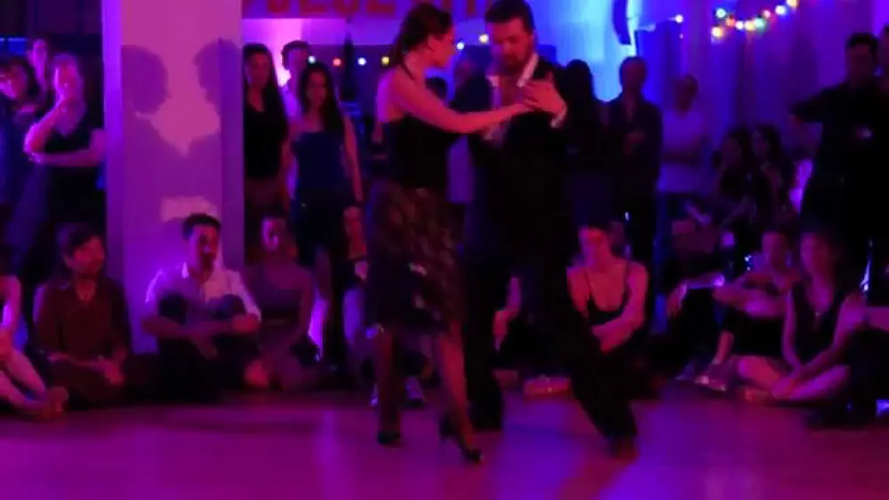 Video thumbnail for Natalia CRISTOBAL RIVE & Diego "El Pájaro" RIEMER