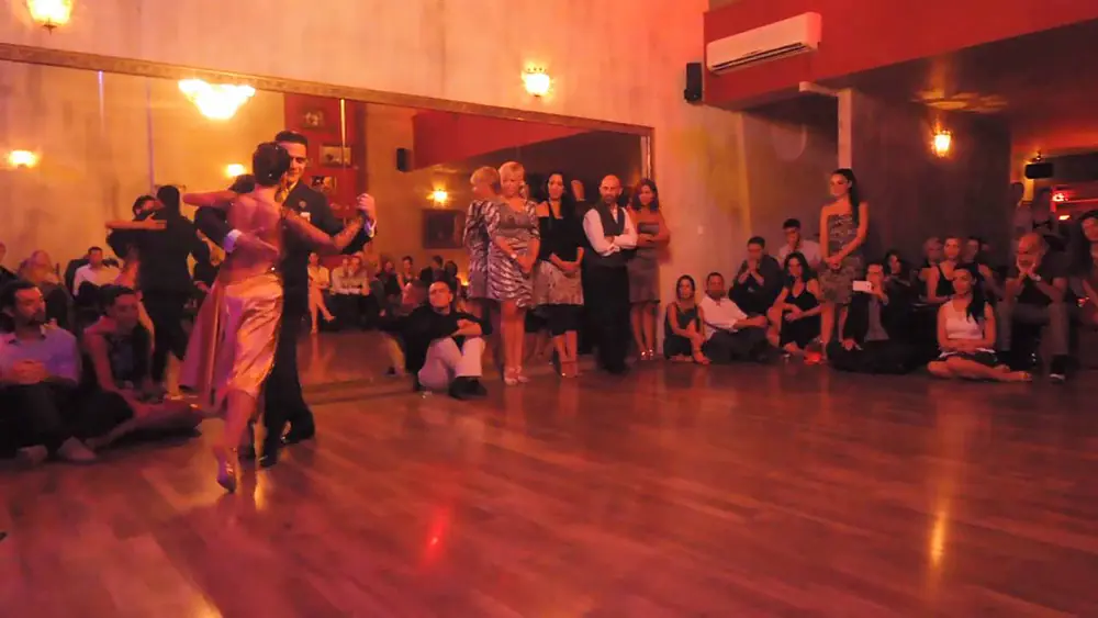 Video thumbnail for Alexander Moncada y Lia Selalmazidi