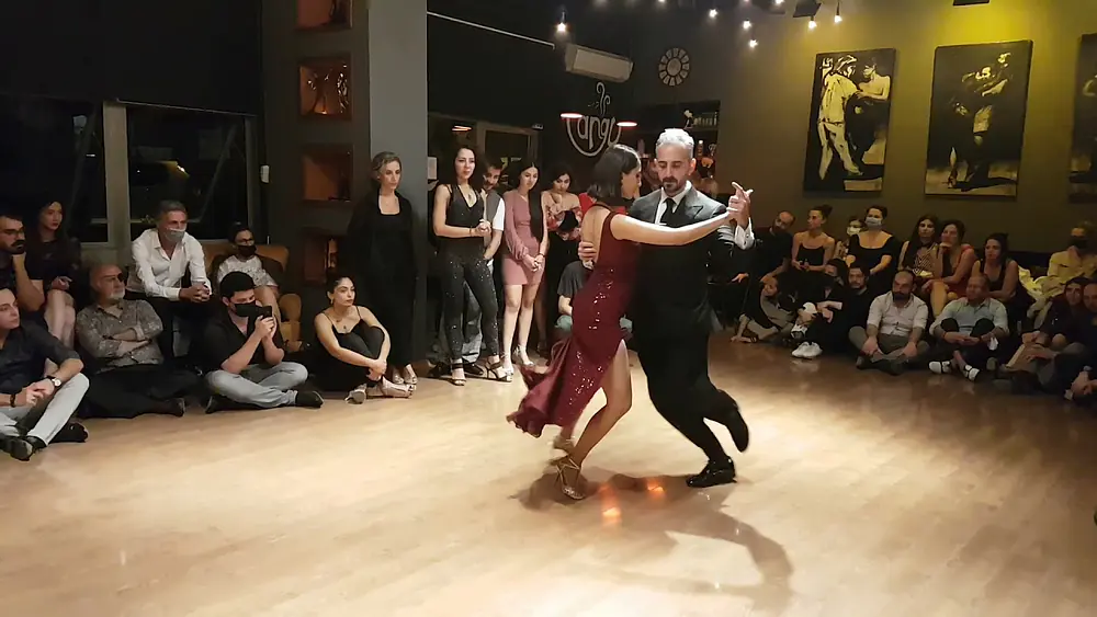 Video thumbnail for 2021 10 24 Akademi Tango Açılış Muharrem Yılmazkaya & Nilay Akgün (La Vida Tango) 2/5