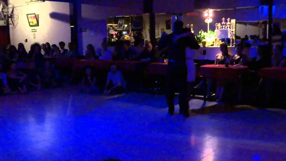 Video thumbnail for Flaqui Figueroa y Gaby Mataloni en Milonga 10 - Picante - Antes del corte de luz! 25/01/2014