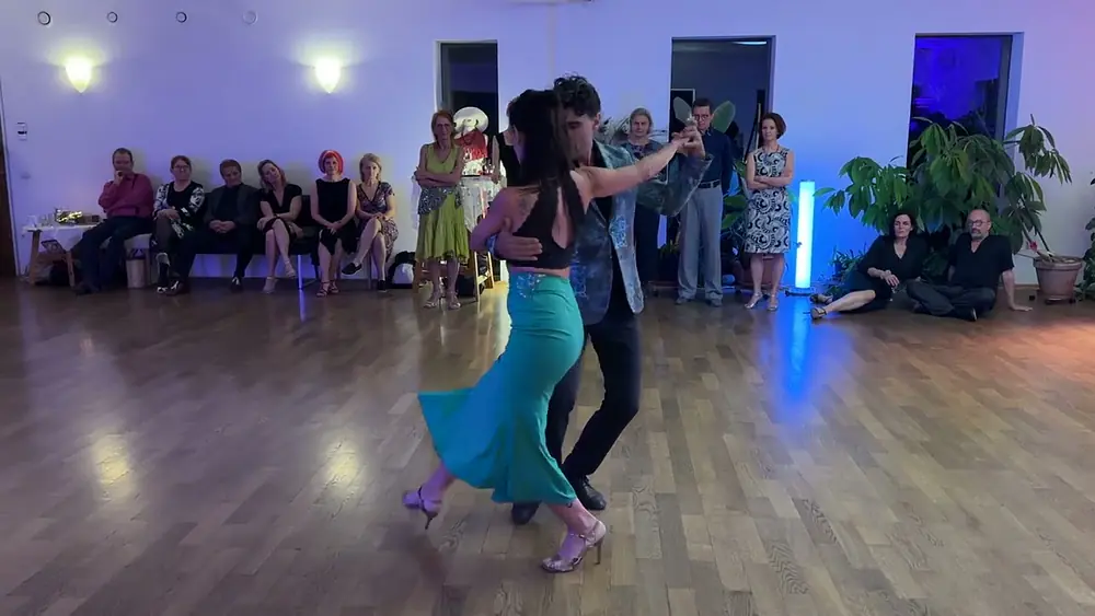 Video thumbnail for Maria Mondino & Ismael Ludman. Tango Exhibition