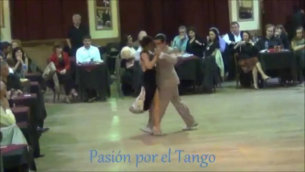 Video thumbnail for NATASHA ARAPÉ y ARIEL TARITOLAY Bailando el Tango LA BRUJA en YIRA YIRA MILONGA