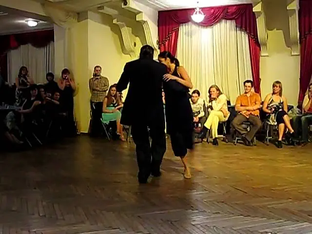 Video thumbnail for Festival "Nevskaya milonga" St-Petersburg, 2009 Sebastian Posadas y Eugenia Eberhardt (3)