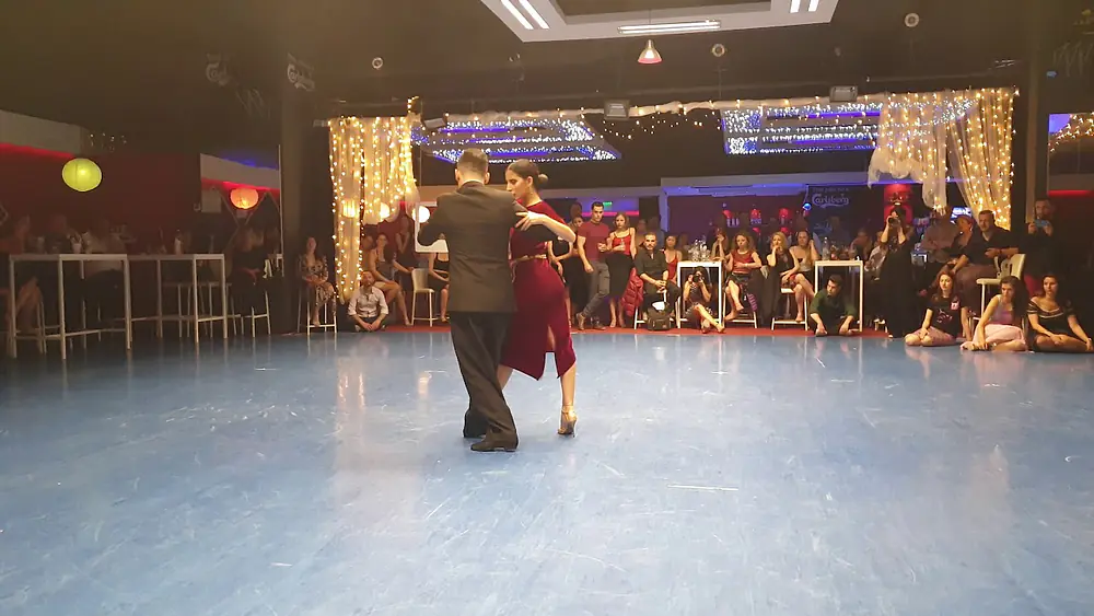 Video thumbnail for Naima Gerasopoulou & Lucas Gauto - Y volvemos a querernos