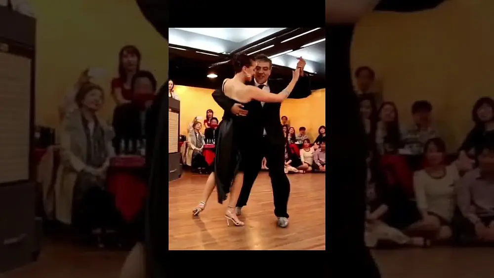 Video thumbnail for Navegando un Vals con Julio Balmaceda