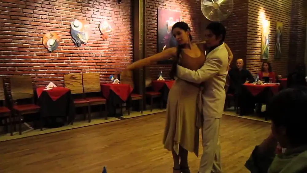 Video thumbnail for Irina Jabsa & Pablo Daniel Martinez dancing to Volver in Flor de Milonga!!