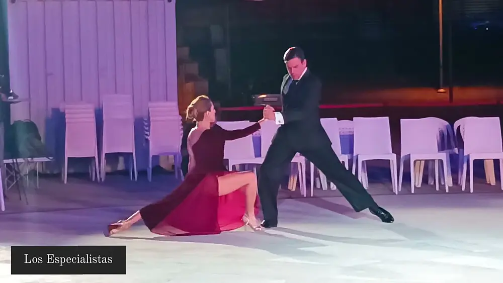 Video thumbnail for Ravena Abdyli y Matteo Antonietti_Tango Meeting Caserta_Vulcano Buono_18th June 2023_3/3