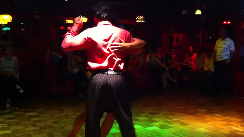 Video thumbnail for Mamié Sancy Felipe Zarzar "Me quedé Mirandola"